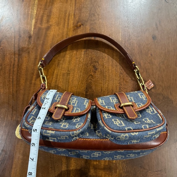 Dooney Bourke Y2k Retro Logo Denim Blue Saddle Banana Shoulder Bag Vintage - Picture 7 of 9